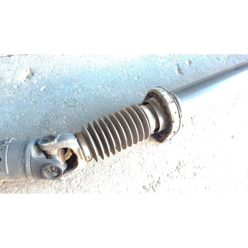 Recambio de cardan trasero para iveco daily v furgoneta 29s13, 29l13, 35c13, 35s13, 40c13, 40s13 referencia OEM IAM 5801547090  