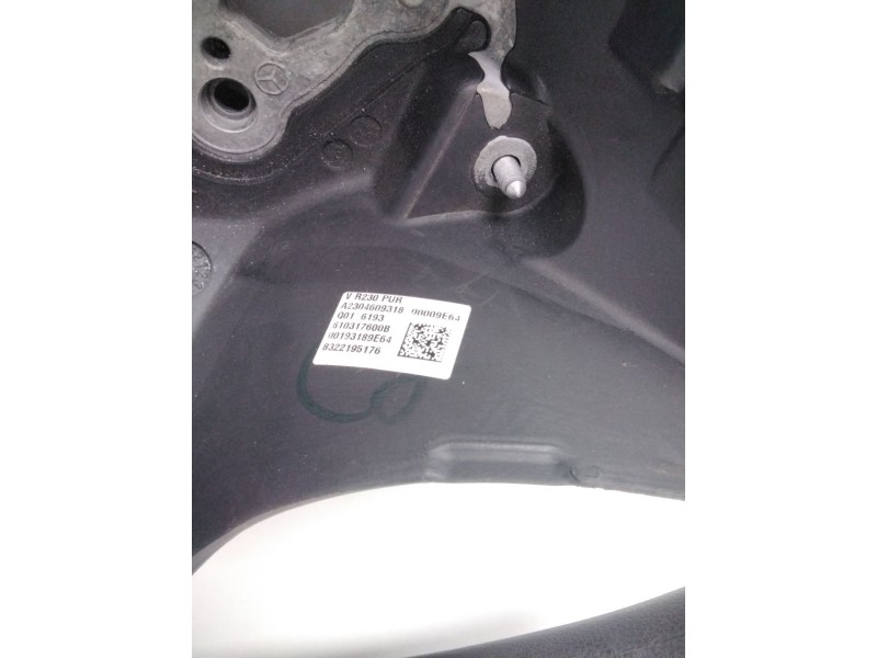 Recambio de volante para mercedes-benz clase clc (cl203) clc 220 cdi (la) (203.708) referencia OEM IAM A2304608318 610317600B 00