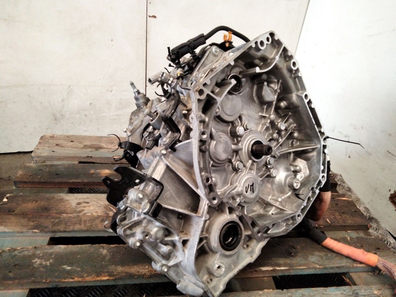 Recambio de caja cambios para renault captur ii (hf_) e-tech 160 referencia OEM IAM 321010016R  