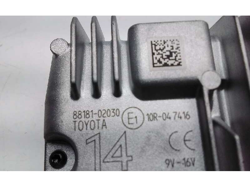 Recambio de camara radar delantera para toyota auris hybrid active referencia OEM IAM 8818102030 MFL400 A2C751437000000215620000