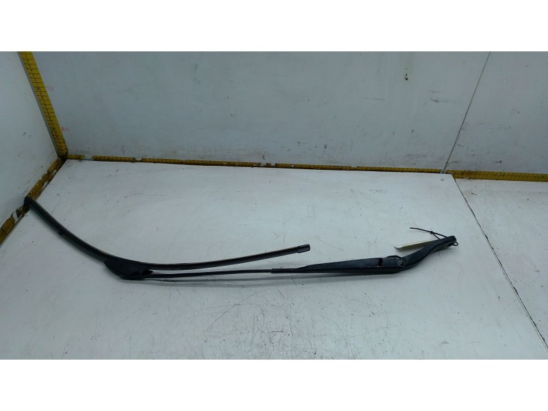 Recambio de brazo limpia delantero izquierdo para renault master iii furgoneta (fv) 2.3 dci 125 fwd (fv0c, fv0d, fv0g, fv0h, fv0
