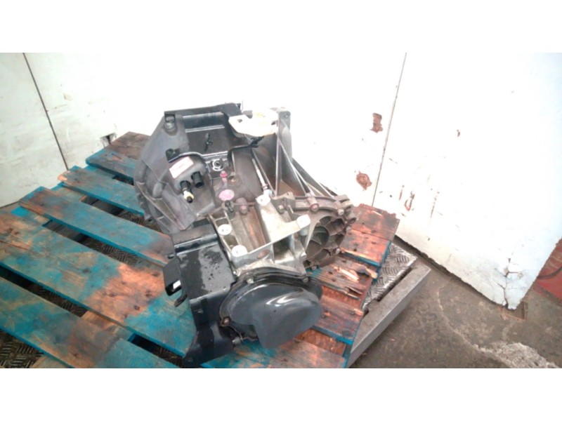 Recambio de caja cambios para ford fiesta vi (cb1, ccn) 1.6 tdci referencia OEM IAM AA6R7002CBD  