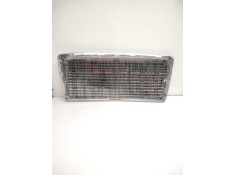 Recambio de rejilla delantera para mercedes-benz 123 sedán (w123) 240 d (123.123) referencia OEM IAM SIN REF.   2