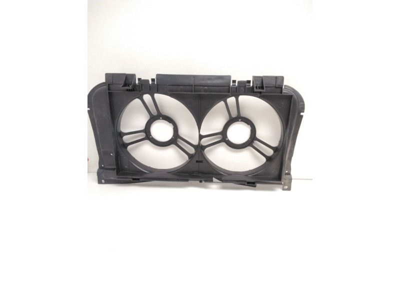 Recambio de calandra delantera de radiador para peugeot 205 ii (20a/c) 1.8 diesel referencia OEM IAM P124  