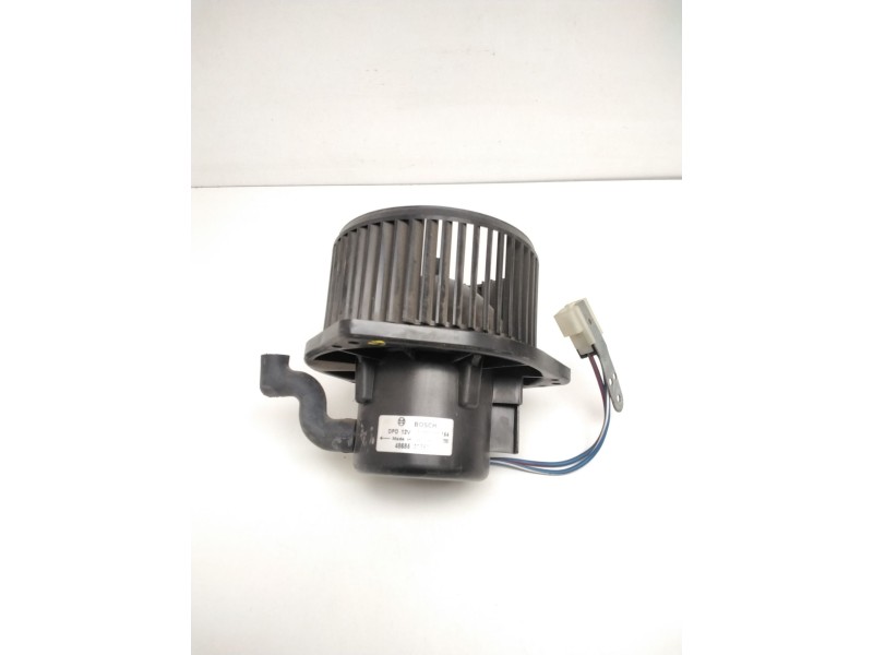 Recambio de motor calefaccion para toyota avensis (_t22_) 2.0 d-4d (cdt220_) referencia OEM IAM 0130111164 4868530350 