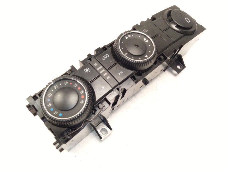 Recambio de mando climatizador para mercedes-benz sprinter 3-t furgoneta (b906) 214 cdi (906.611, 906.613) referencia OEM IAM A9