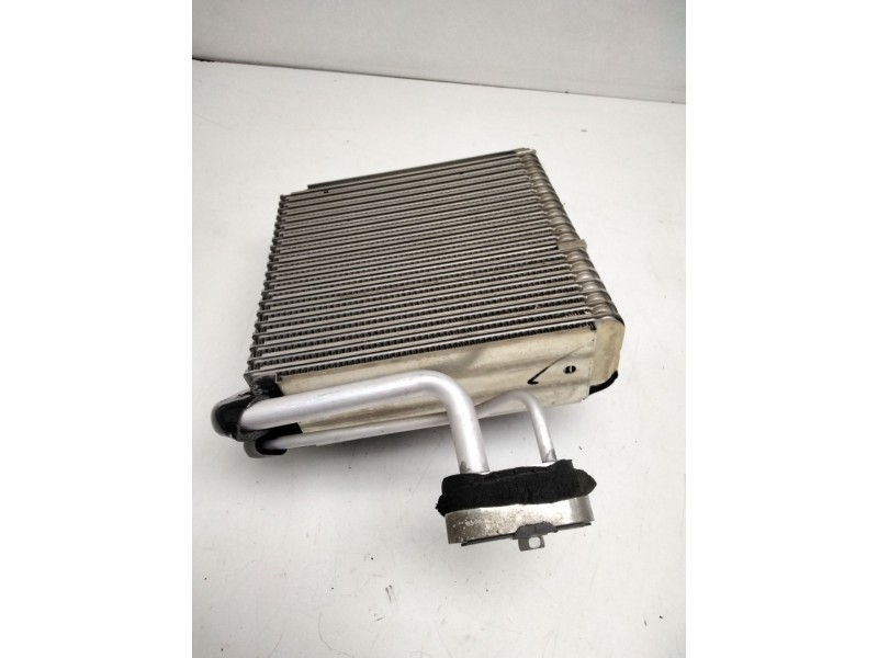 Recambio de evaporador aire acondicionado para nissan serena (c23) 2.3 d referencia OEM IAM 272701C712 950515 