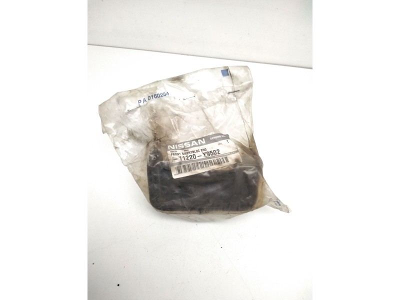 Recambio de insulator para nissan cabstar (f22, h40) 2.7 td (f22) referencia OEM IAM 11220Y9502 INSULATOR 11220 