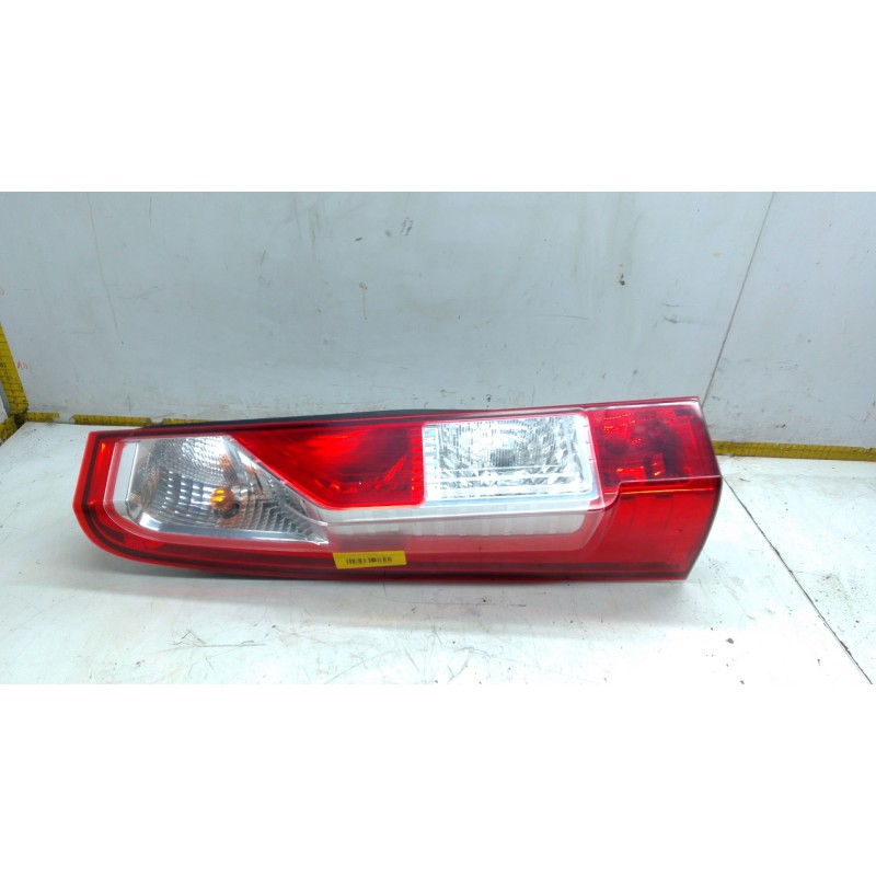 Recambio de piloto trasero izquierdo para renault master iii furgoneta (fv) 2.3 dci 125 fwd (fv0c, fv0d, fv0g, fv0h, fv0j, fv0k)