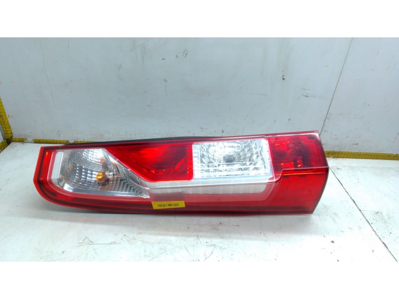 Recambio de piloto trasero izquierdo para renault master iii furgoneta (fv) 2.3 dci 125 fwd (fv0c, fv0d, fv0g, fv0h, fv0j, fv0k)