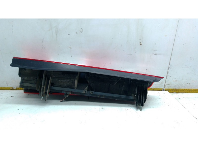 Recambio de piloto trasero izquierdo para renault master iii furgoneta (fv) 2.3 dci 125 fwd (fv0c, fv0d, fv0g, fv0h, fv0j, fv0k)