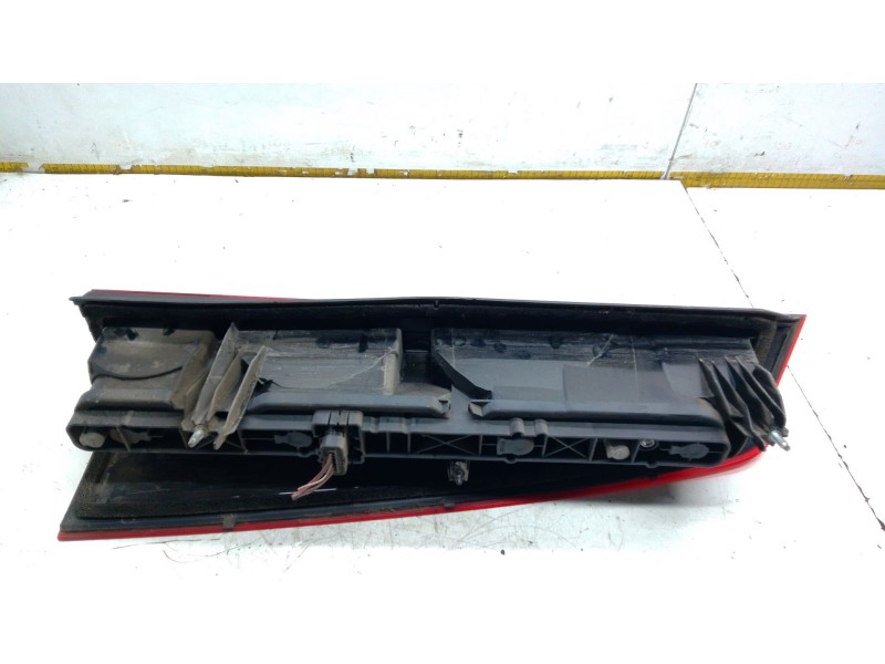 Recambio de piloto trasero izquierdo para renault master iii furgoneta (fv) 2.3 dci 125 fwd (fv0c, fv0d, fv0g, fv0h, fv0j, fv0k)