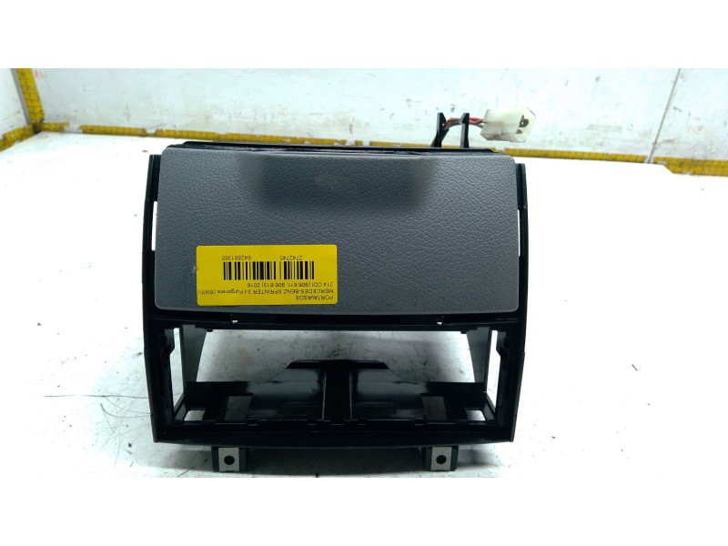 Recambio de portavasos para mercedes-benz sprinter 3-t furgoneta (b906) 214 cdi (906.611, 906.613) referencia OEM IAM A906680055