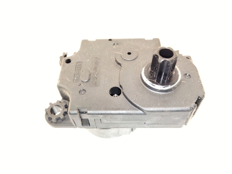 Recambio de motor de trampillas para opel astra k sports tourer excellence referencia OEM IAM HAD12004A  