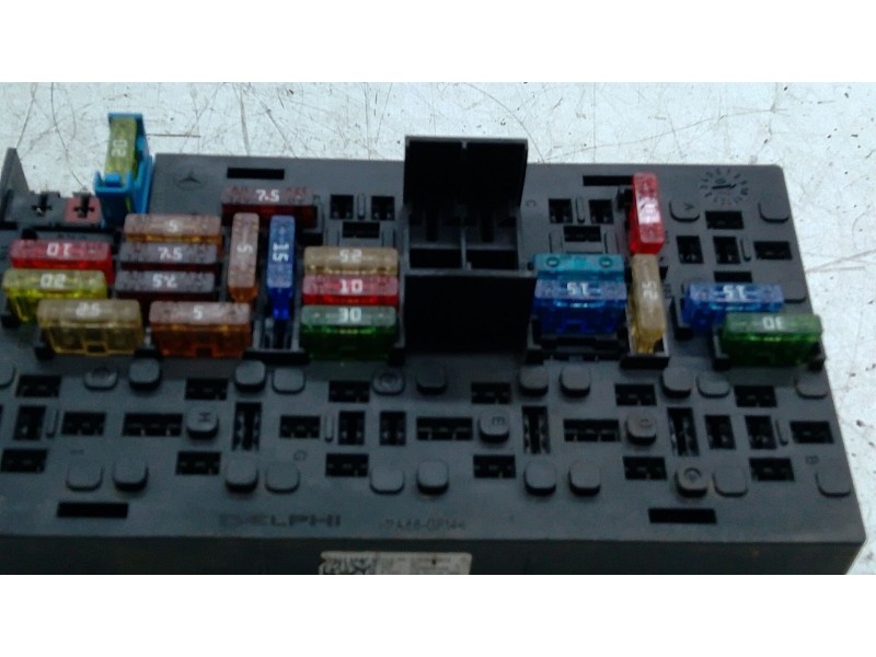 Recambio de caja fusibles para mercedes-benz clase r (w251, v251) r 320 cdi 4-matic (251.022, 251.122) referencia OEM IAM A16454