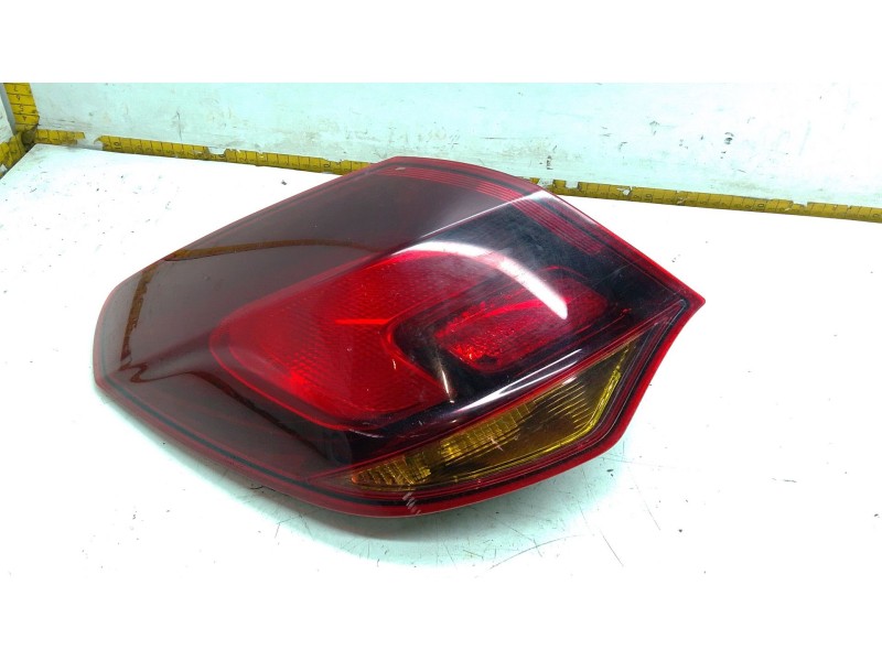 Recambio de piloto trasero izquierdo para opel astra j (p10) 1.7 cdti (68) referencia OEM IAM   