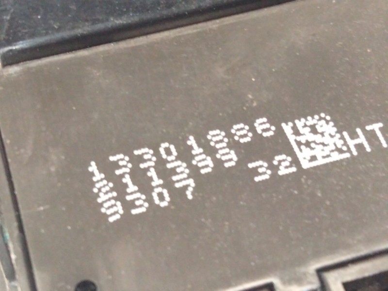 Recambio de mando elevalunas delantero derecho para opel astra j (p10) 1.7 cdti (68) referencia OEM IAM 13301886  