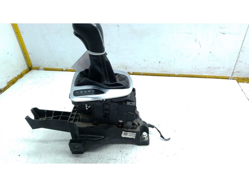 Recambio de palanca cambio para opel astra k sports tourer excellence referencia OEM IAM 13381370  