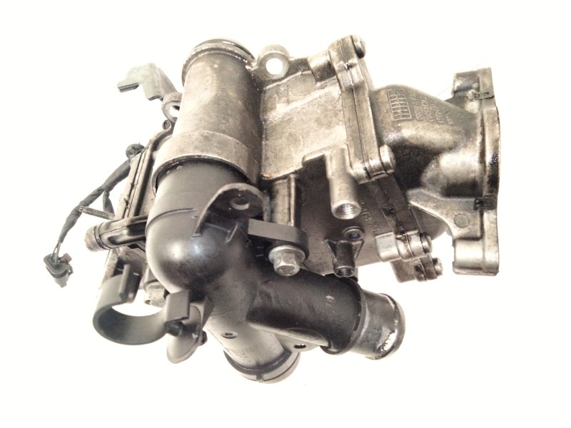 Recambio de enfriador de gases para land rover range rover velar (l560) 2.0 d240 sd4 4x4 referencia OEM IAM G4D39F464AD  