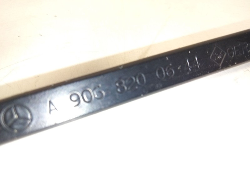 Recambio de brazo limpia delantero izquierdo para mercedes-benz sprinter 3-t furgoneta (b906) 214 cdi (906.611, 906.613) referen