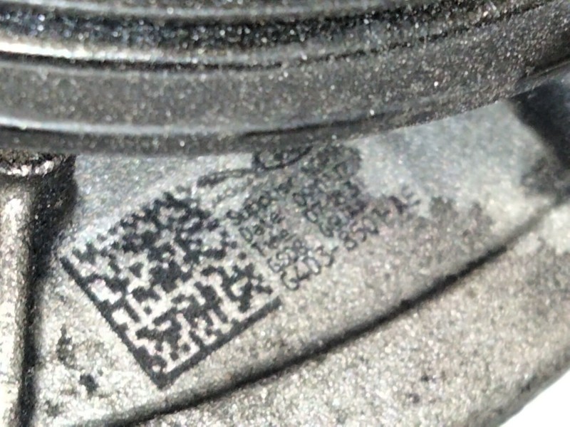 Recambio de bomba agua para land rover range rover velar (l560) 2.0 d240 sd4 4x4 referencia OEM IAM G4D38501AE  