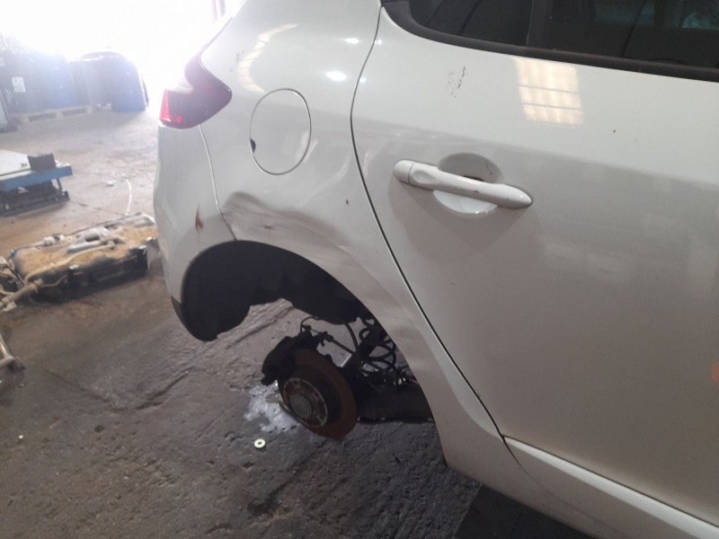 renault megane iii hatchback (bz0/1_, b3_) del año 2015