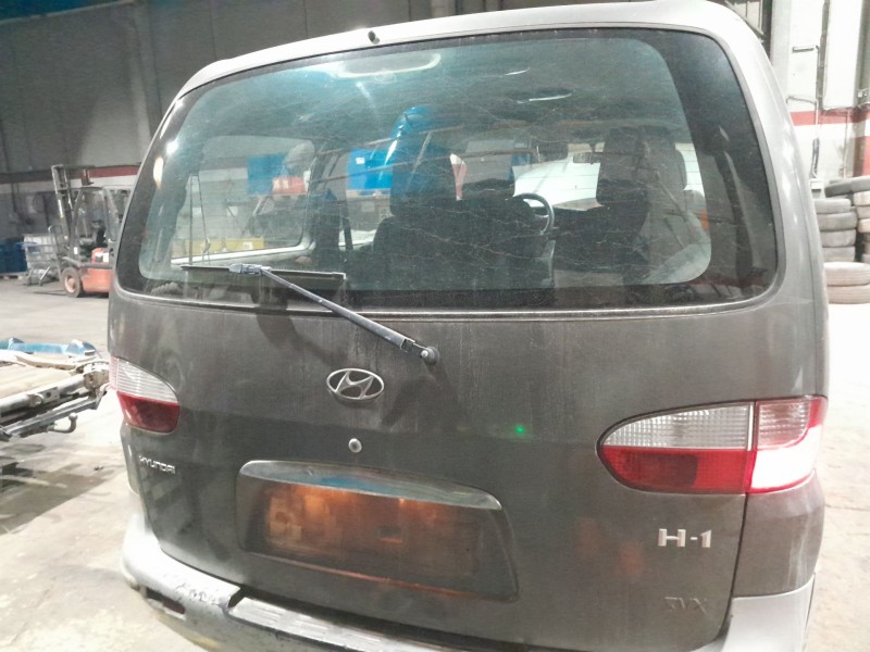 hyundai h-1 / starex autobús (a1) del año 2001