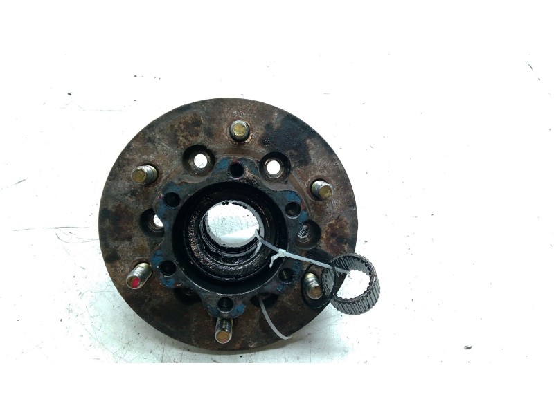 Recambio de buje delantero derecho para mitsubishi galloper (jk-01) 2.5 td intercooler referencia OEM IAM   