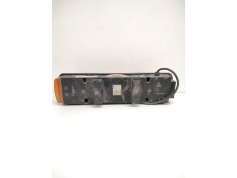 Recambio de piloto trasero izquierdo para scania 4 - series 94 l/260 referencia OEM IAM 1371978 1380819 