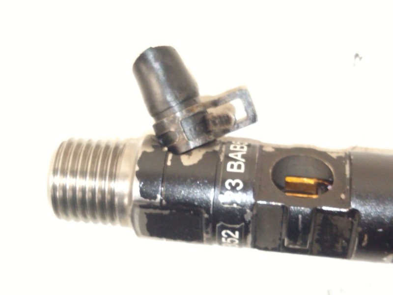 Recambio de inyector para kia carnival i (up, fl) 2.9 tdi referencia OEM IAM EJBR02801  