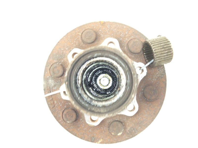 Recambio de buje delantero izquierdo para mitsubishi galloper (jk-01) 2.5 td intercooler referencia OEM IAM   