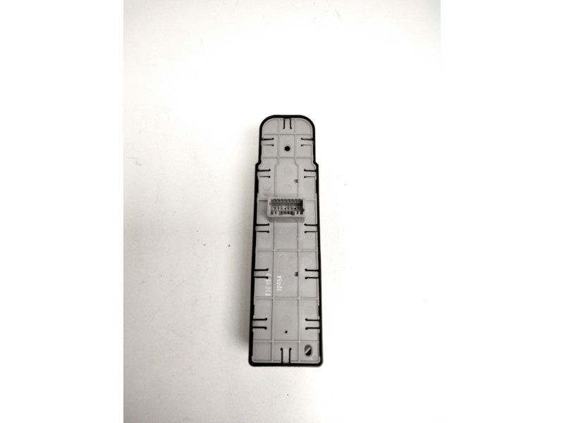 Recambio de mando elevalunas delantero izquierdo para renault megane iii hatchback (bz0/1_, b3_) 1.2 tce (bz2b, bz11) referencia