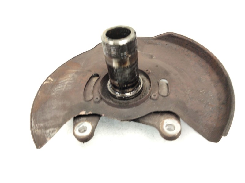 Recambio de mangueta delantera izquierda para mitsubishi galloper (jk-01) 2.5 td intercooler referencia OEM IAM   