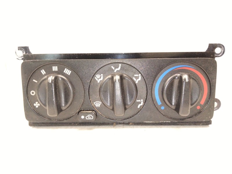 Recambio de mando calefaccion aire acondicionado para mitsubishi galloper (jk-01) 2.5 td intercooler referencia OEM IAM HQ780030