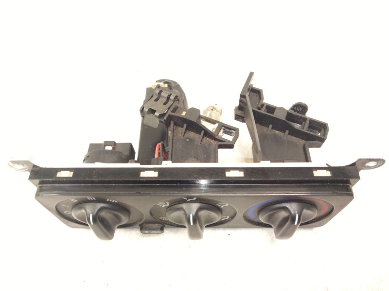 Recambio de mando calefaccion aire acondicionado para mitsubishi galloper (jk-01) 2.5 td intercooler referencia OEM IAM HQ780030