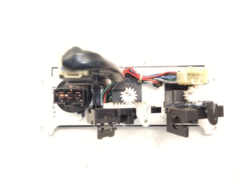 Recambio de mando calefaccion aire acondicionado para mitsubishi galloper (jk-01) 2.5 td intercooler referencia OEM IAM HQ780030