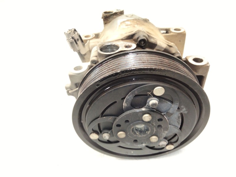 Recambio de compresor aire acondicionado para nissan pathfinder iii (r51) 2.5 dci referencia OEM IAM 92600EB40  