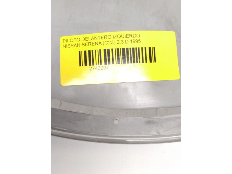 Recambio de piloto delantero izquierdo para nissan serena (c23) 2.3 d referencia OEM IAM 261357C000  