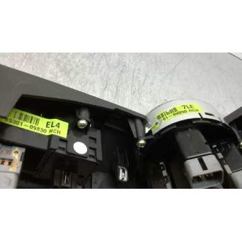 Recambio de aireador central para ssangyong kyron 2.0 referencia OEM IAM   