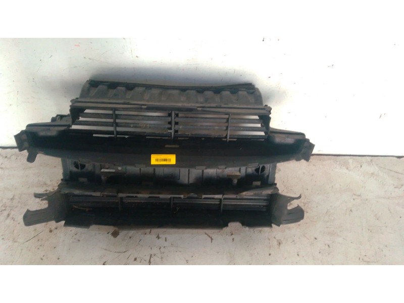 Recambio de rejilla aireadora para ford kuga ii (dm2) 2.0 tdci referencia OEM IAM FV448473  