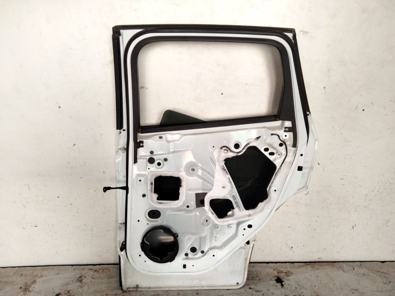 Recambio de puerta trasera derecha para ford kuga ii (dm2) 2.0 tdci referencia OEM IAM   