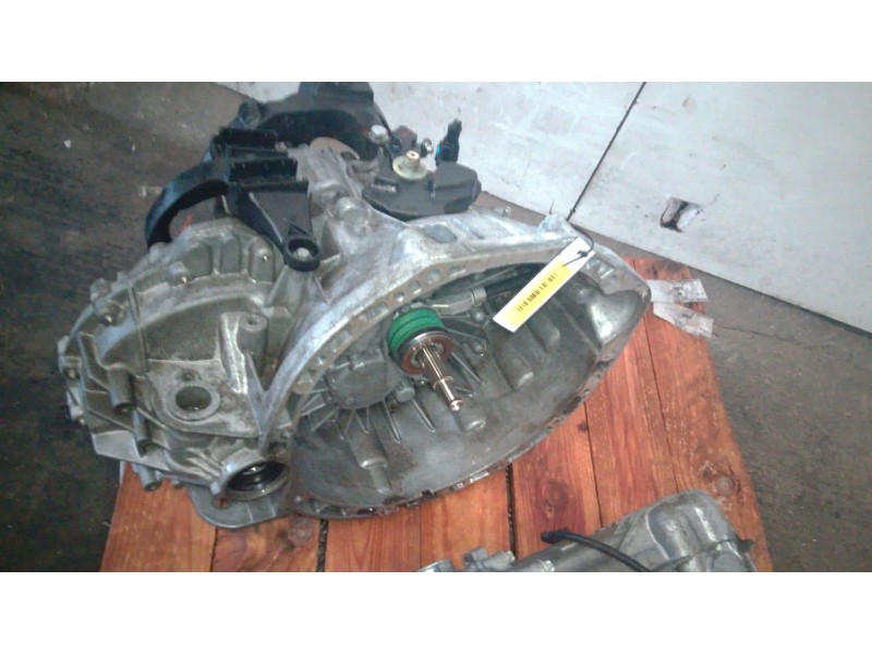 Recambio de caja cambios para renault master iii furgoneta (fv) 2.3 dci 125 fwd (fv0c, fv0d, fv0g, fv0h, fv0j, fv0k) referencia 