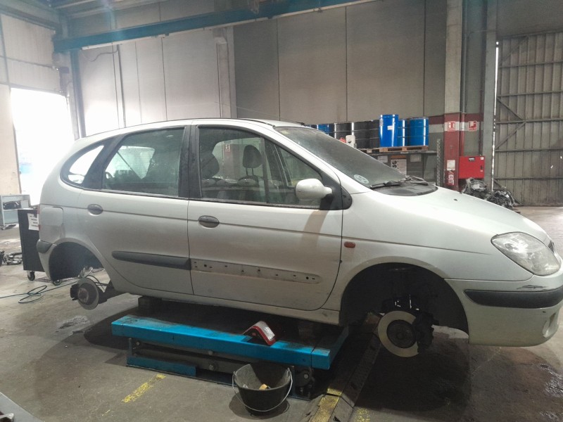 renault megane scénic (ja0/1_) del año 2002