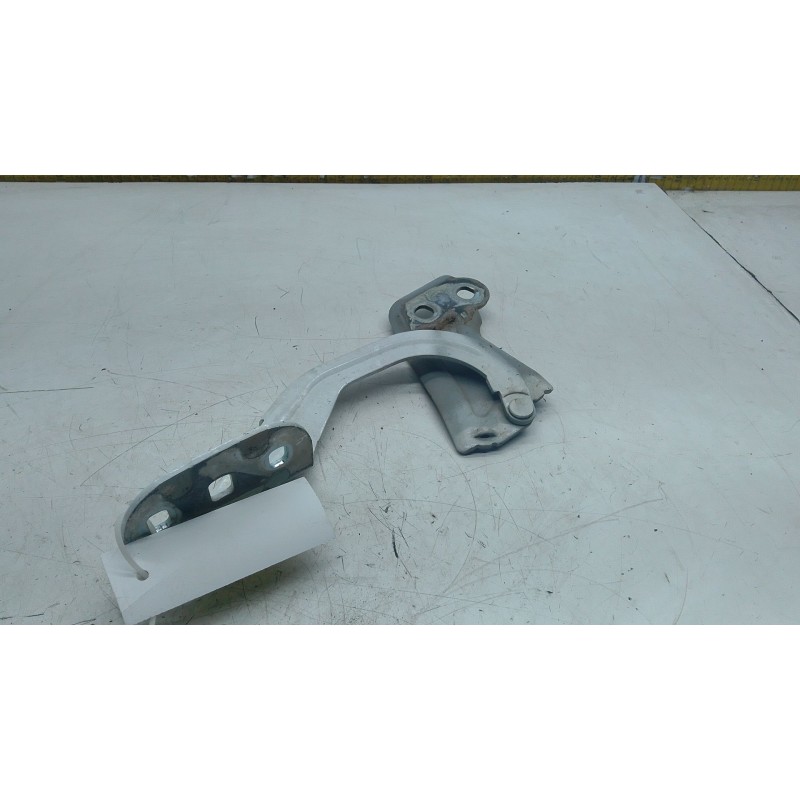 Recambio de bisagra capot delantero izquierdo para ford kuga ii (dm2) 2.0 tdci referencia OEM IAM BM51A16801  