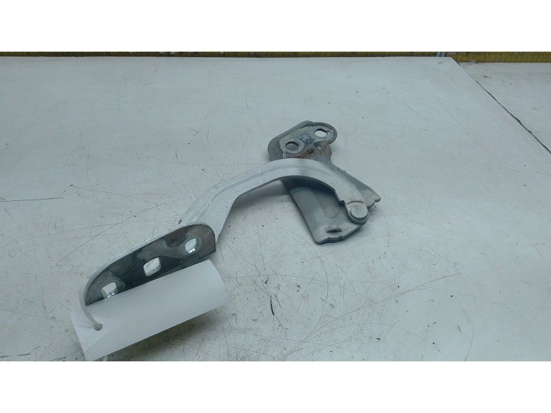 Recambio de bisagra capot delantero izquierdo para ford kuga ii (dm2) 2.0 tdci referencia OEM IAM BM51A16801  