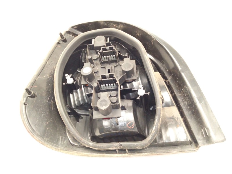 Recambio de piloto trasero izquierdo para renault megane scénic (ja0/1_) 1.6 16v (ja0b, ja04, ja11, ja00) referencia OEM IAM   