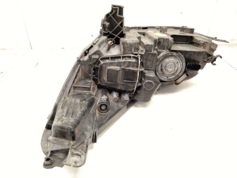 Recambio de faro derecho para ford kuga ii (dm2) 2.0 tdci referencia OEM IAM CV4413W029AE  