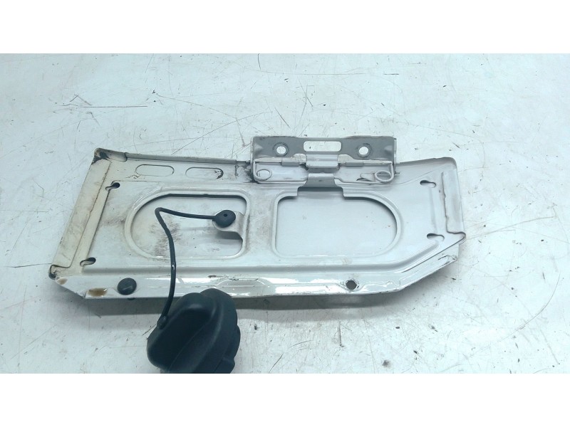 Recambio de tapa exterior combustible para mercedes-benz sprinter 3-t furgoneta (b906) 214 cdi (906.611, 906.613) referencia OEM