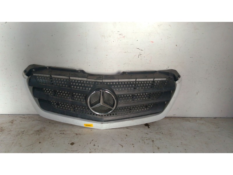 Recambio de rejilla delantera para mercedes-benz sprinter 3-t furgoneta (b906) 214 cdi (906.611, 906.613) referencia OEM IAM A90