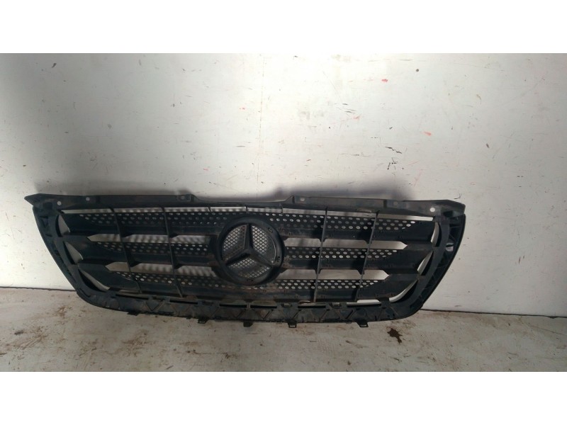 Recambio de rejilla delantera para mercedes-benz sprinter 3-t furgoneta (b906) 214 cdi (906.611, 906.613) referencia OEM IAM A90